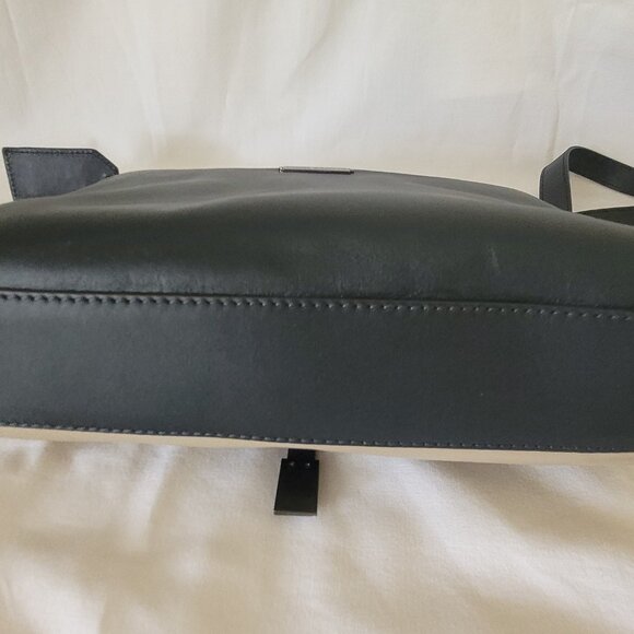 Vince Camuto Crossbody Purse Brown Green Tan - Picture 8 of 15